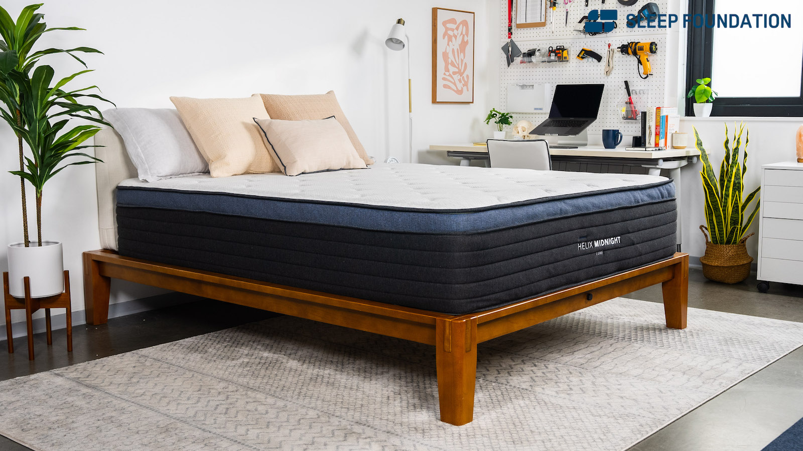 Best Mattress for Seniors in 2026 - Helix Midnight Luxe image 1