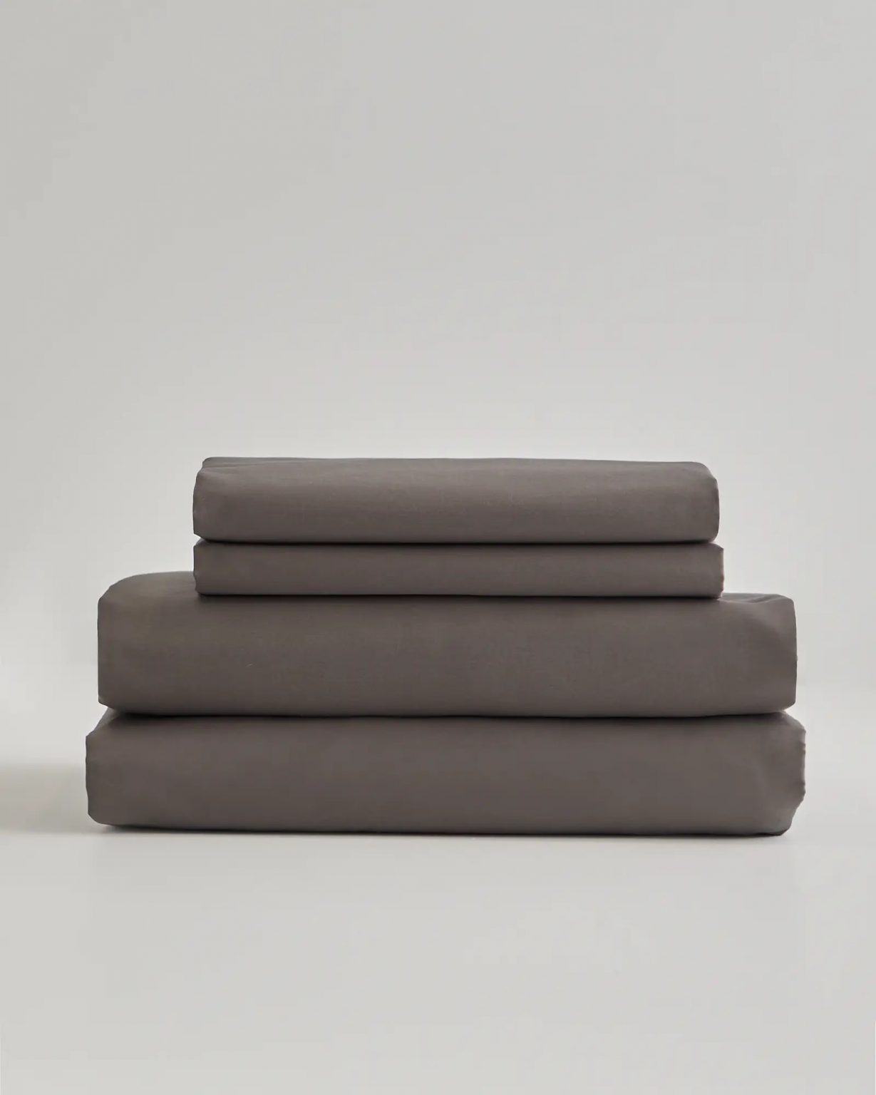 product page photo of the quince luxury organic signature sheet set