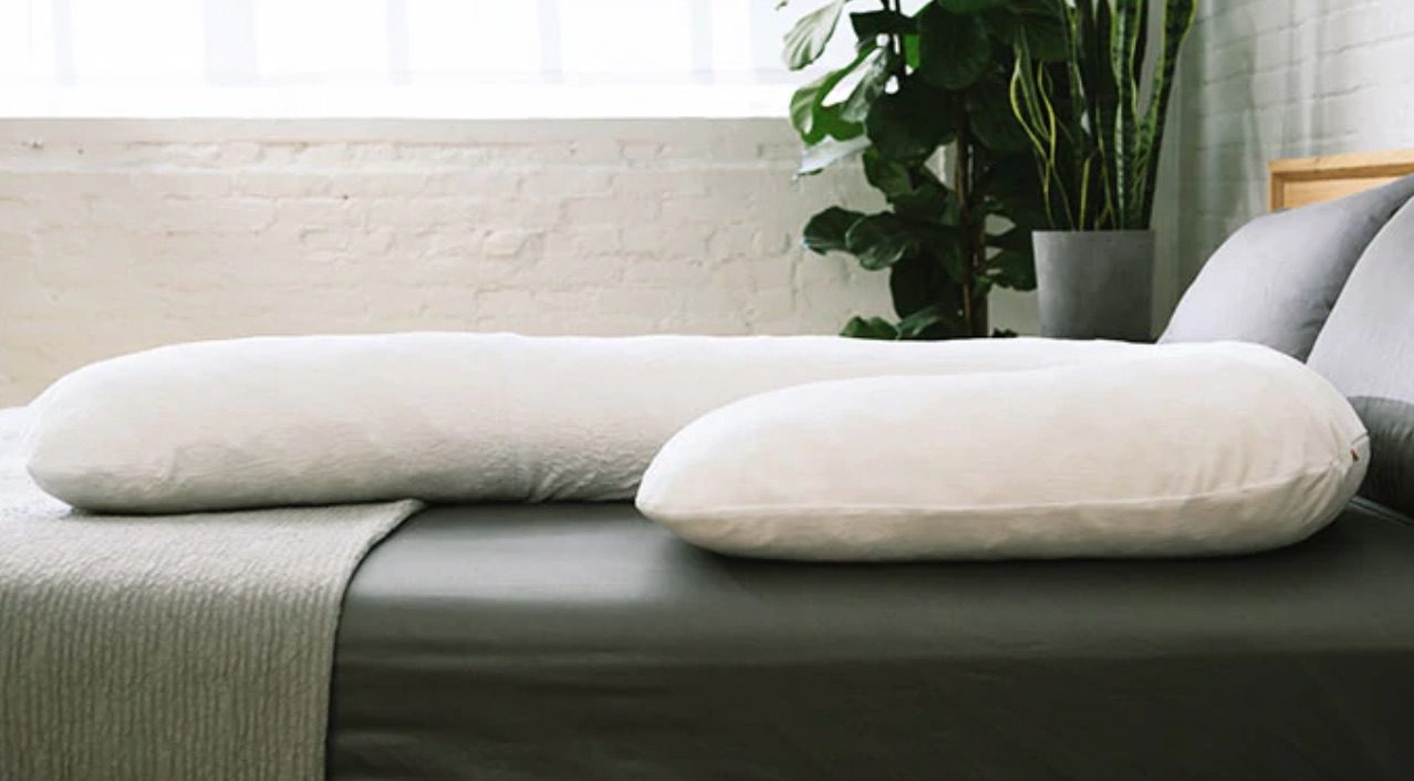 Product page image of the MedCline Therapeutic Body Pillow