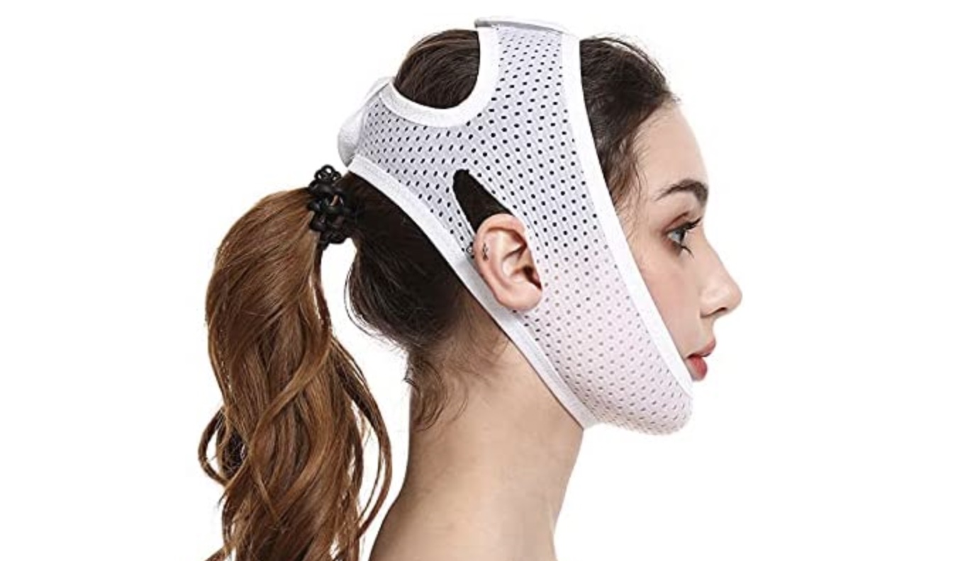 Product page photo of the YIXIY CPAP Chin Strap