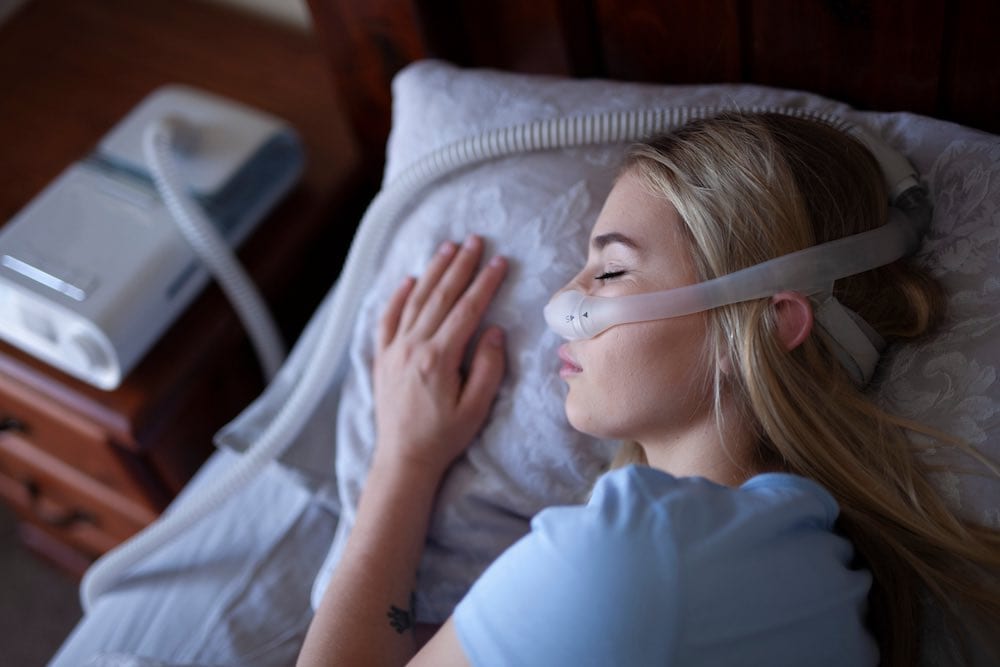 Kritik Ups Udsigt How to Choose a CPAP Mask Based On Your Sleep Position | Sleep Foundation