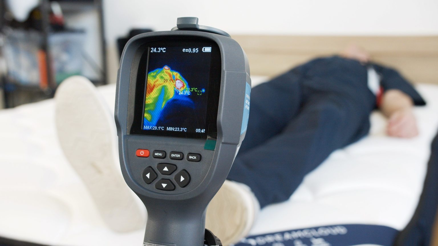 DreamCloud Mattress Heat Cam