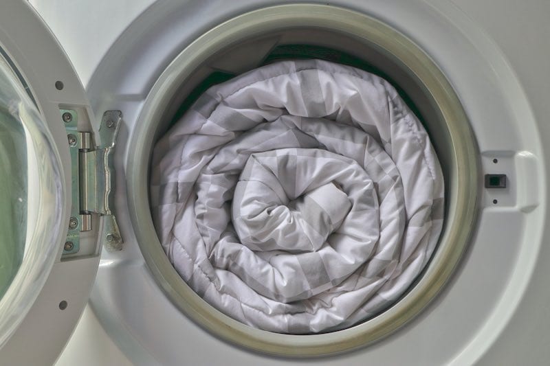 How to Wash a Weighted Blanket, 
