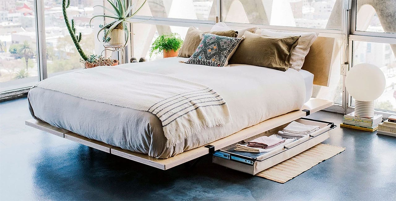 California King Oak Floating Bed Frame: Expert Craftsmanship for Luxurious Sleep