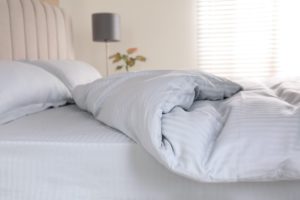 Microfiber vs. Cotton Sheets