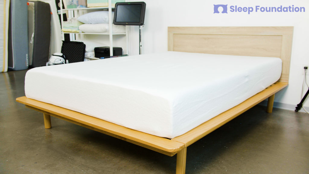 Zinus Green Tea Memory Foam Mattress Review – Test Lab Ratings