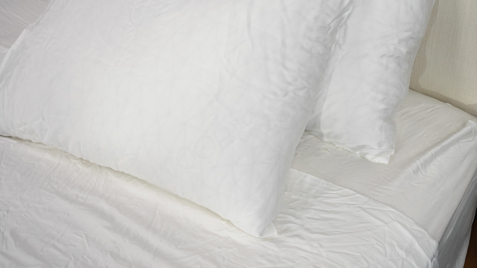 A picture of the Cozy Earth Bamboo Sheet Set in Sleep Foundation's test lab.