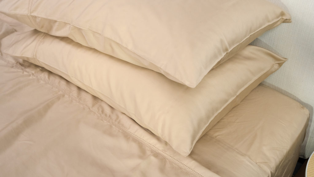 Best Egyptian Cotton Sheets A picture of the Pure Parima Yalda Sheets in Sleep Foundation's test lab.