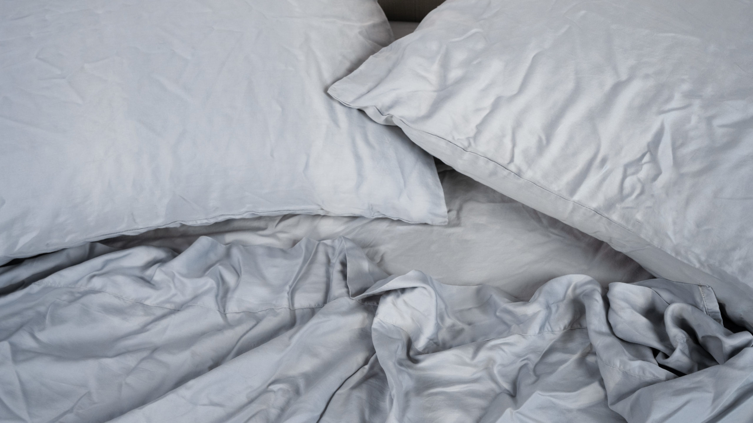 Tencel vs Egyptian Cotton: Comparing the Pros and Cons of Premium Bedding Materials 2