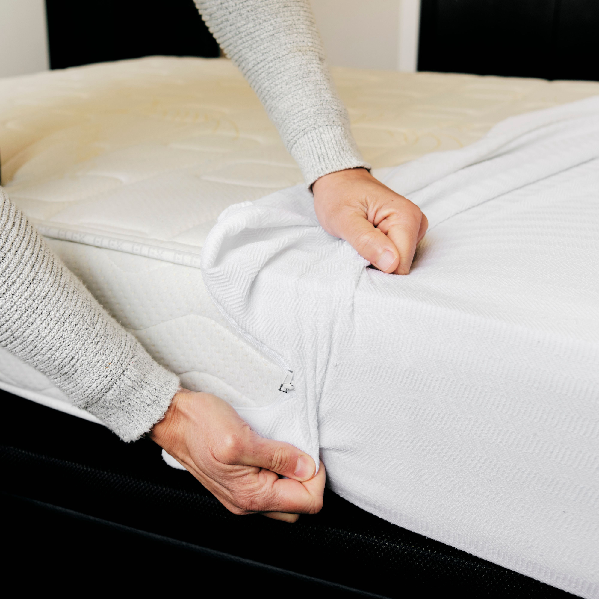Mattress Protector: Benefits, Types & Facts