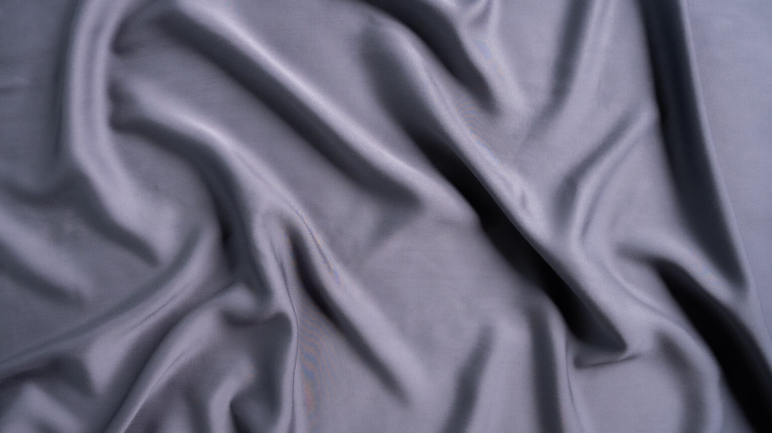 Do You Really Need a Top Sheet for Your Bed? - Best Cooling - Luxome Luxury Sheet Set